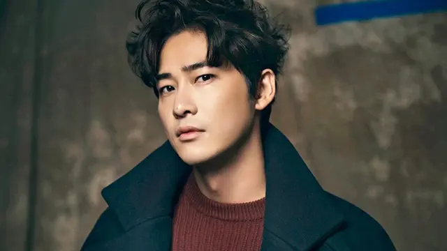 Kang Ji Hwan (Soompi)