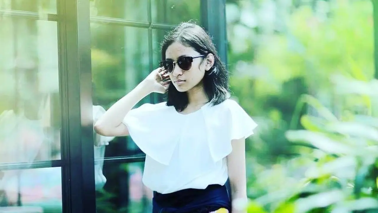 [Bintang] Surati PM Malaysia, Facebook Adinda Nanda Diserbu Netizen