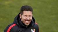 Pelatih Atletico Madrid, Diego Simeone, mengincar kemenangan di kandang Barca, Stadion Camp Nou, pada laga leg pertama babak perempat final Liga Champions, Selasa (5/4/2016). (EPA/Peter Powell)