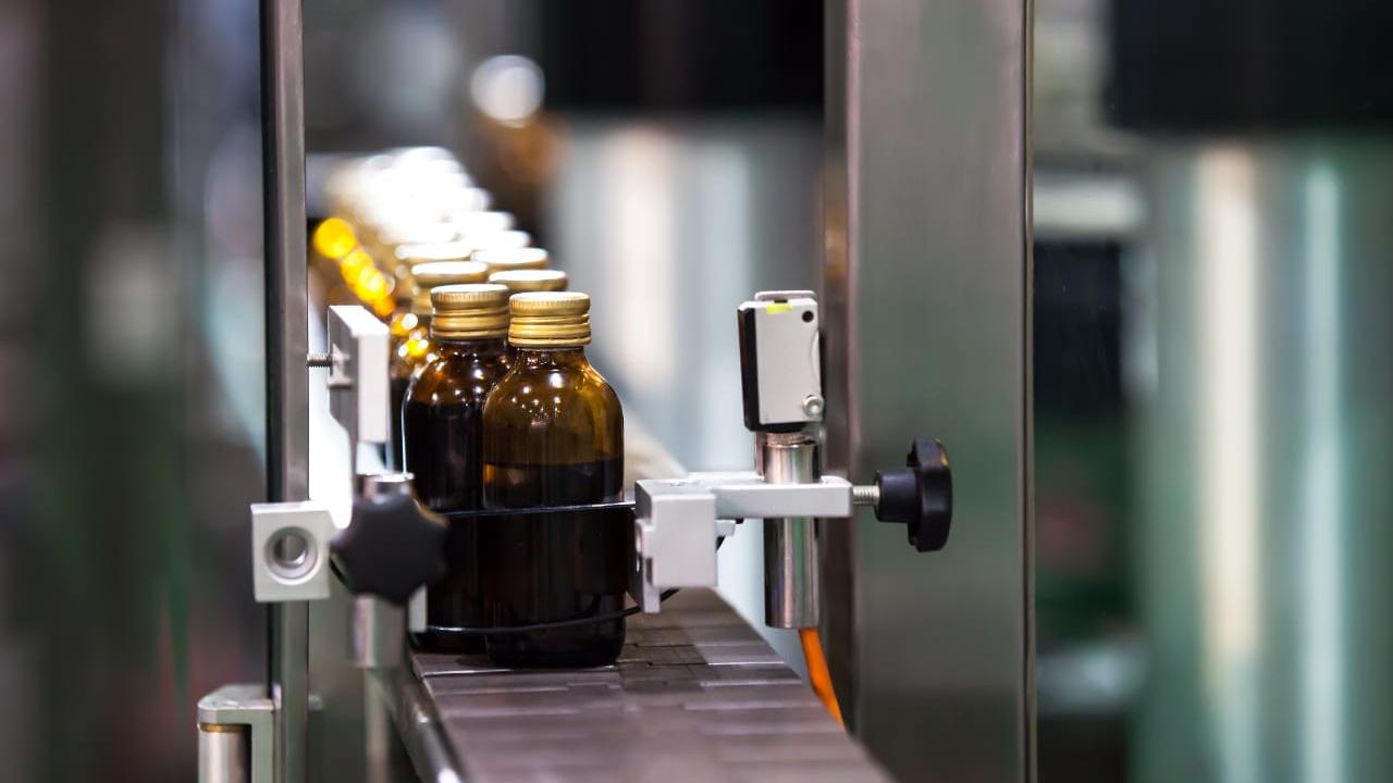 PT Pyridam Farma Tbk (PYFA)