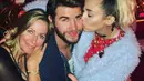 Perubahan Miley pun berhasil mengubah pendapat keluarga Liam Hemsowth. Bahkan calon kakak iparnya, Elsa Pataky benar-bear dekat dengannya. (Pinkvilla)