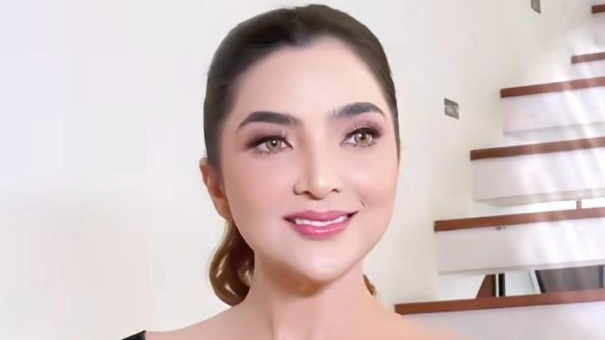 6 Potret Ashanty Tampil Bak Princess dengan Gaun Karnaval yang Meriah