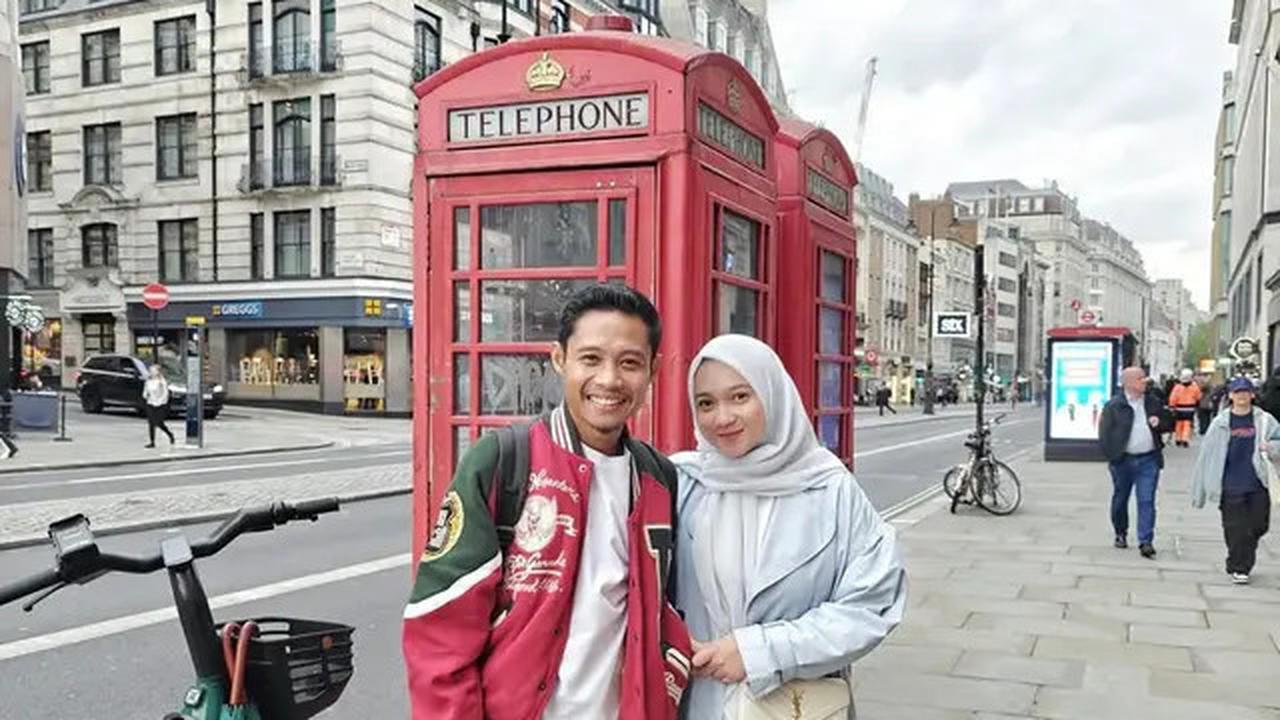 Potret Terbaru Evan Dimas dan Istri yang Jarang Tersorot, Romantis dan Harmonis