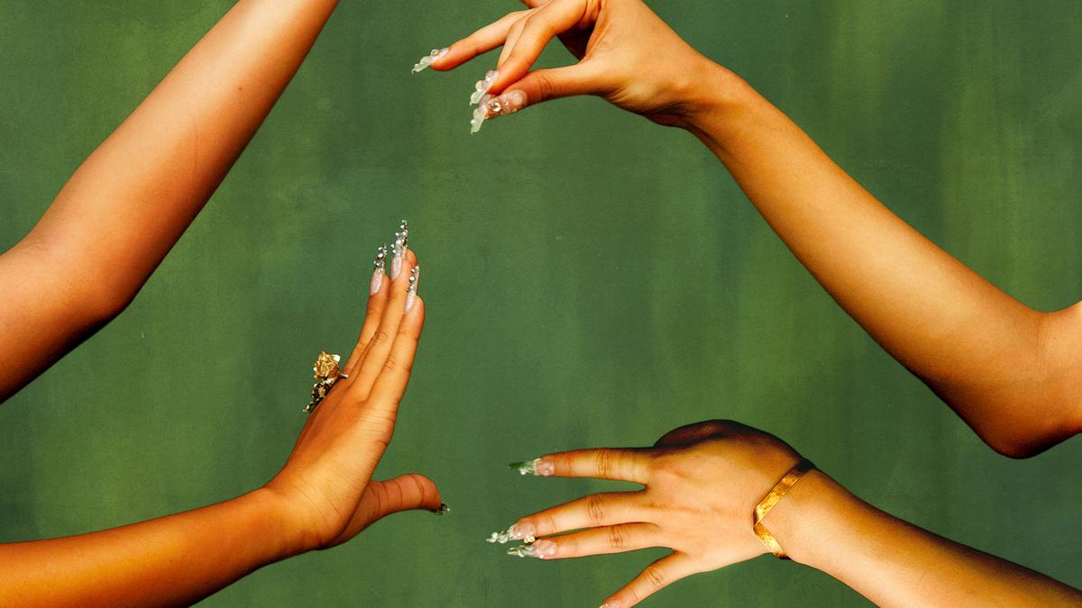 no na Resmi Rilis Album Debut "Island Girl" via 88rising