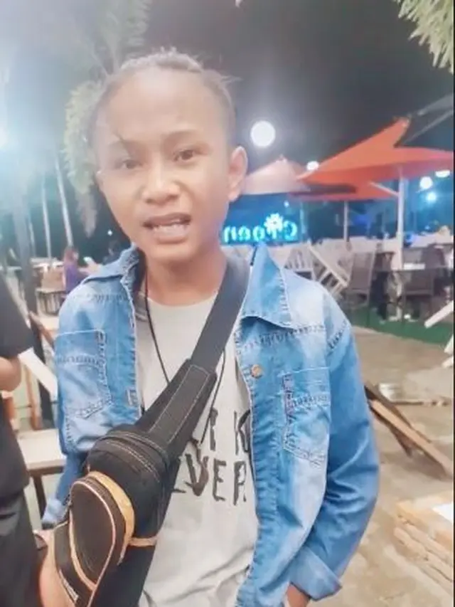 6 Potret Fajar yang Viral Karena Cintanya Tak Dihargai, Cowok Asal Gorontalo