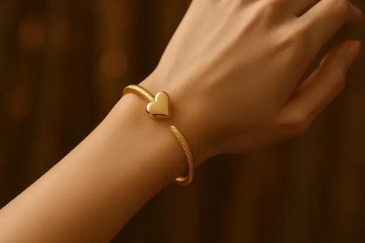 8 Model Gelang Lilit Korea Krincing, Bikin Penampilan Elegan dan Menarik