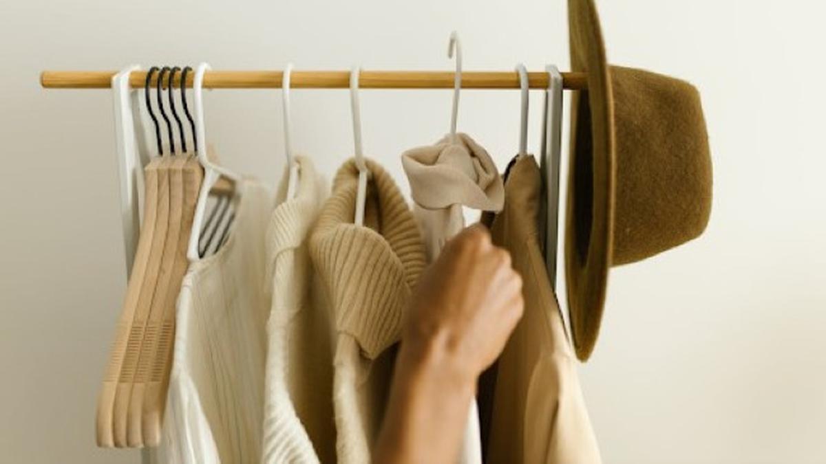 Capsule Wardrobe untuk Kerja agar Gaya Kantor Selalu On Point tanpa Pusing Mix and Match