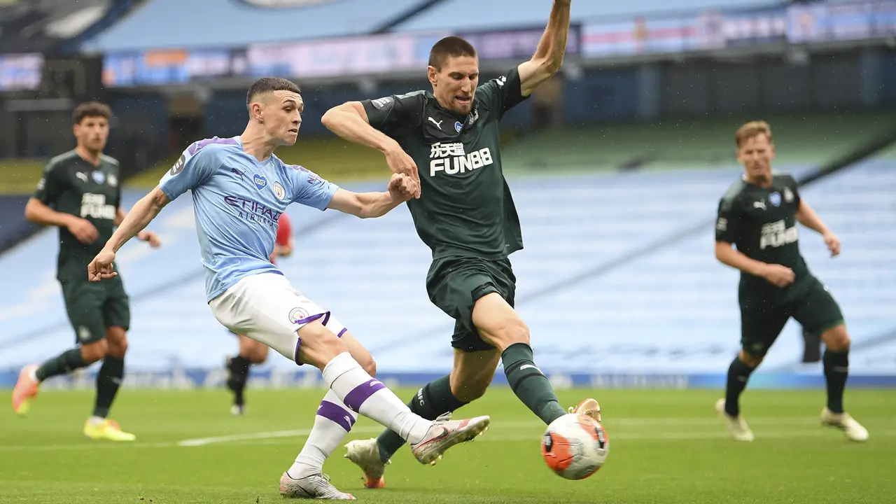 Manchester City Pesta Gol, Hajar Newcastle United 5-0