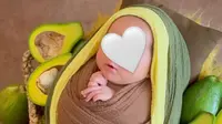 Foto Bebingah Anak Kaesang Pangarep dan Erina Gudono Jalani Pemotretan Bertema Alpukat