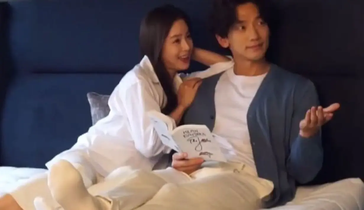 Pasangan Rain dan Kim Tae Hee. (Foto via fanpage Instagram/taeheekim80)