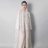 Sapto Djojokartiko merilis koleksi Idul Fitri 2023 dengan desain khas dan nuansa pastel nan lembut. [Foto: Sapto Djodjokartiko.Dok)