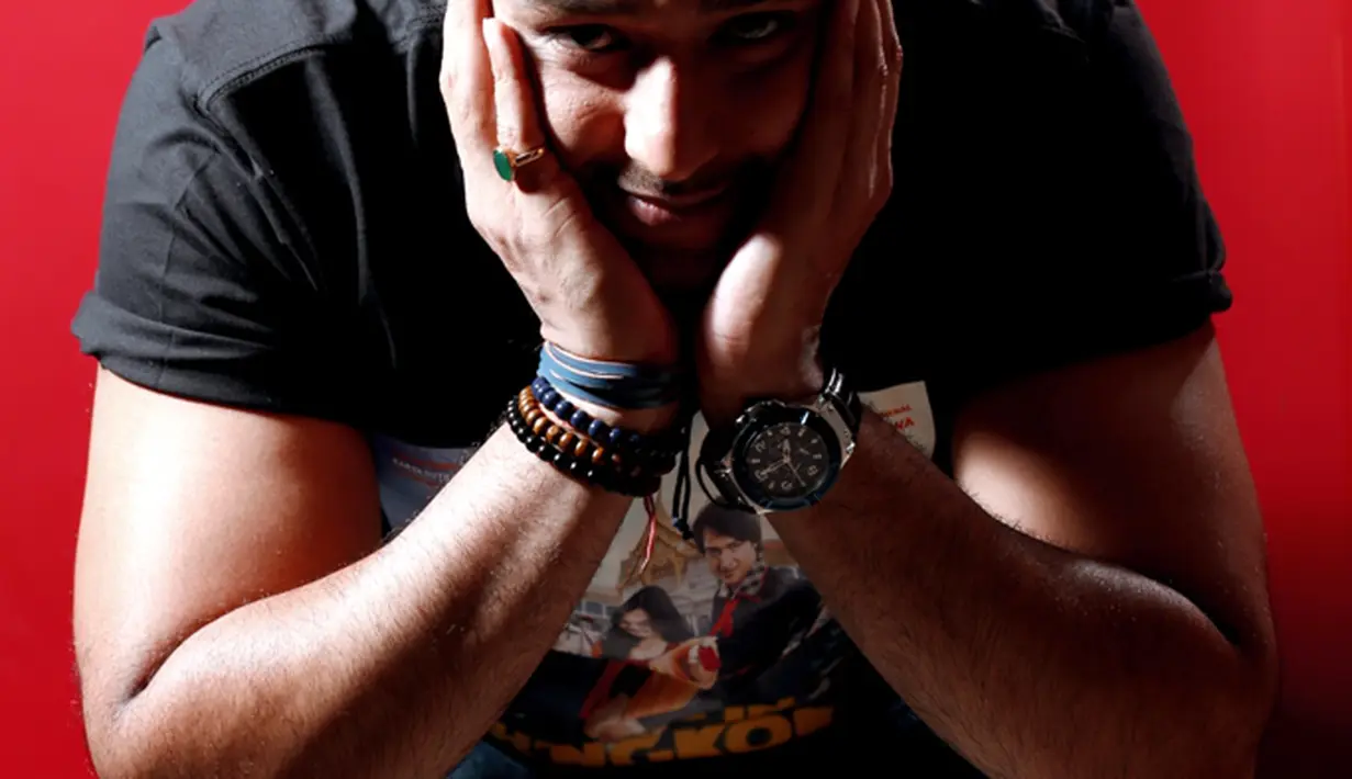 Badan macho tapi tetap imut. Siapa yang bisa tahan melihat Saurabh Raj Jain dalam pose seperti ini? Foto: Fathan Rangkuti