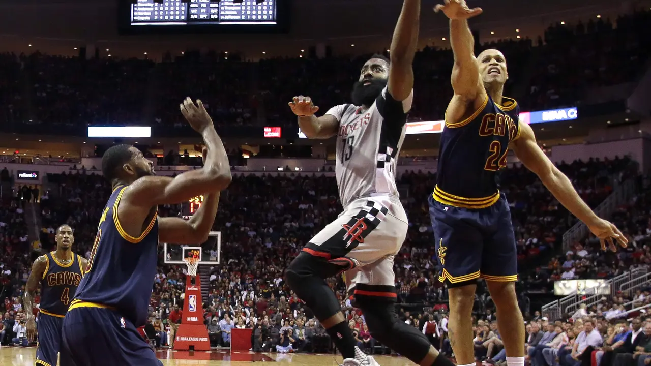 Rockets Kalahkan Cavaliers