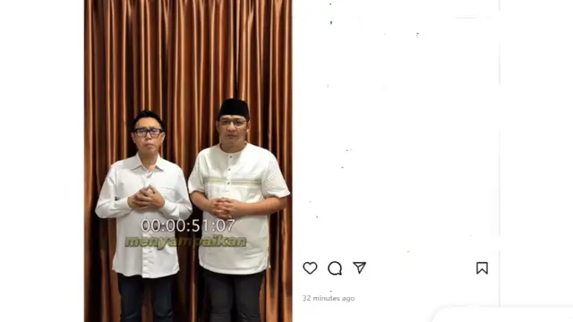 Anggota DPR Eko Hendro Purnomo atau Eko Patrio menyampaikan permohonan maaf didampingi Anggota DPR Sigit Purnomo alias Pasha.