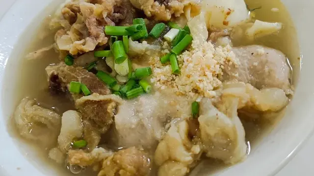 Bakso dan Tahu Campur Cak Naim (Google Maps/Liina Tjitro)