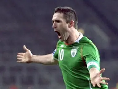 Ireland&#039;s Robbie Keane reacts after scoring a second goal against Georgia during a world cup qualifing match at Croke Park in Dublin, Ireland on February 11, 2009. AFP PHOTO/Peter Muhly
