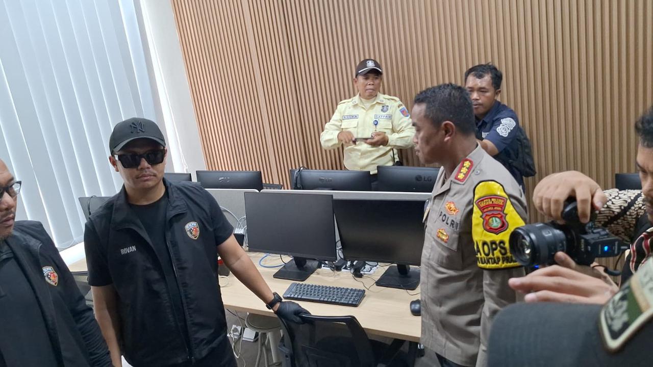 Penampakan Markas Operator Judi Online di Bekasi, Tersangka Pasang Tarif Rp8,5 Juta untuk Loloskan Pemblokiran Situs
