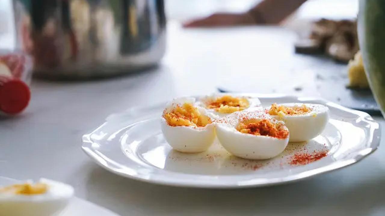 Rahasia Merebus Telur Tanpa Lingkaran Hijau yang Jarang Diketahui
