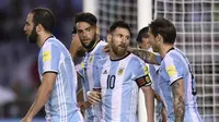 Selebrasi Lionel Messi usai menjebol gawang Argentina. (AP Photo/Gustavo Garello)