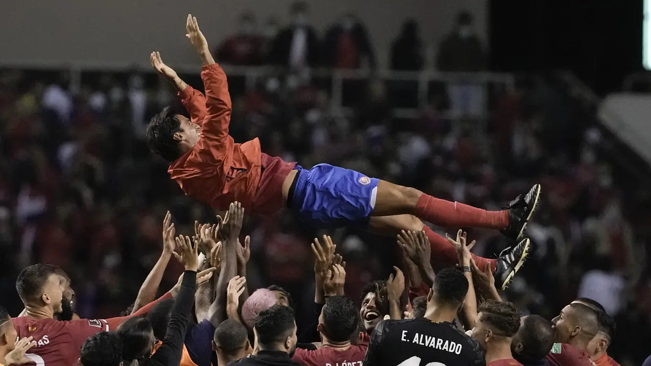 Foto: Meski Kalah, Amerika Serikat Tetap Lolos Dampingi Meksiko ke Piala Dunia Qatar 2022