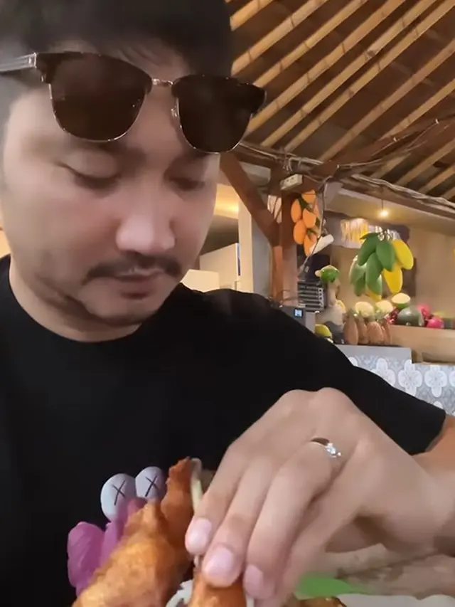 Angga Wijaya (Foto: Instagram/anggawijaya88)