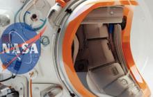 Begini Penampakan Desain Pakaian Astronot NASA Versi AI, Terlihat Futuristik dan Canggih