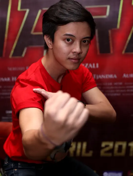 Film Juara akan dirilis pada 17 April 2016 mendatang. Film ini turut dibintangi Bisma, Tora Sudiro, Cut Mini, Ciccio Manassero, Anjani Dina, Mo Sidik, Cecep Arif Rahman, Qausar Harta Yudana, Arthur Stefano. IAndy Masela/Bintang.com)