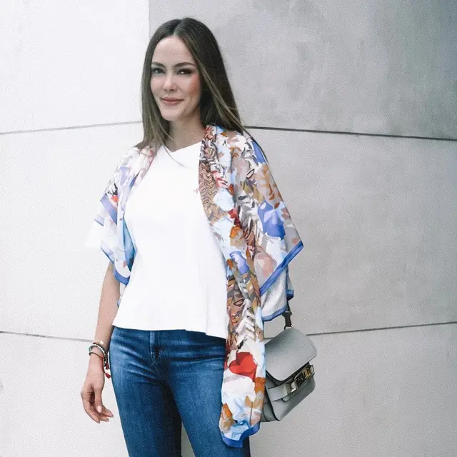 Pesona Muda Cathy Sharon