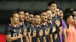 Pelatih Shin Tae-yong menurunkan semua penggawa Timnas Indonesia yanag merumput di luar negeri menjadi starter, kecuali Asnawi Managkualam yang mengalami cedera dan akhirnya sama sekali tidak dimainkan. (Bola.com/Bagaskara Lazuardi)