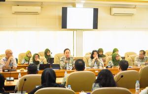 Kementerian Pertanian (Kementan) memfasilitasi kesepakatan antara importir dan perajin tahu tempe untuk menjaga stabilitas harga kedelai melalui penerapan Harga Acuan Penjualan (HAP) sebesar Rp 11.500 per kilogram (kg) di tingkat importir.