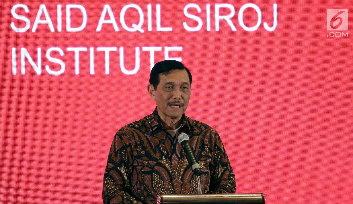 Menko Maritim Luhut Binsar Panjaitan memberikan sambutan pada acara Deklarasi Said Aqil Siroj (SAS) Institute di Jakarta, Rabu,(1/8). SAS Institute sebuah organisasi simbol perjuangan gagasan Islam Nusantara. (Liputan6.com/Johan Tallo)
