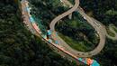Kelok 9 merupakan jalan berkelok yang dibangun di tengah perbukitan (Source: IST)
