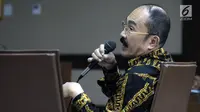 Terdakwa perkara merintangi penyidikan KPK pada kasus korupsi e-KTP, Fredrich Yunadi menjawab pertanyaan pada sidang lanjutan di Pengadilan Tipikor, Jakarta, Kamis (24/5). Sidang memeriksa keterangan terdakwa. (Liputan6.com/Helmi Fithriansyah)