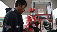 Harga BBM di Indonesia lebih mahal dibandingkan dengan Malaysia (Pertamina)