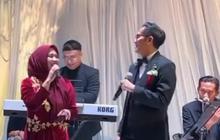 Potret Aldi Bragi Duet dengan Ikke Nurjanah, Momen Emosional dan Penuh Makna di Pernikahan Anak