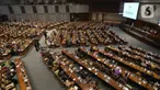 Suasana berlangsungnya Rapat Paripurna pembukaan Masa Sidangan II 2019-2020 di Kompleks Parlemen, Senayan, Jakarta, Senin (13/1/2020). Setidaknya 290 anggota DPR tak hadir dalam rapat paripurna dengan agenda pidato pembukaan Masa Sidang II tahun 2019-2020 tersebut. (Liputan6.com/Johan Tallo)