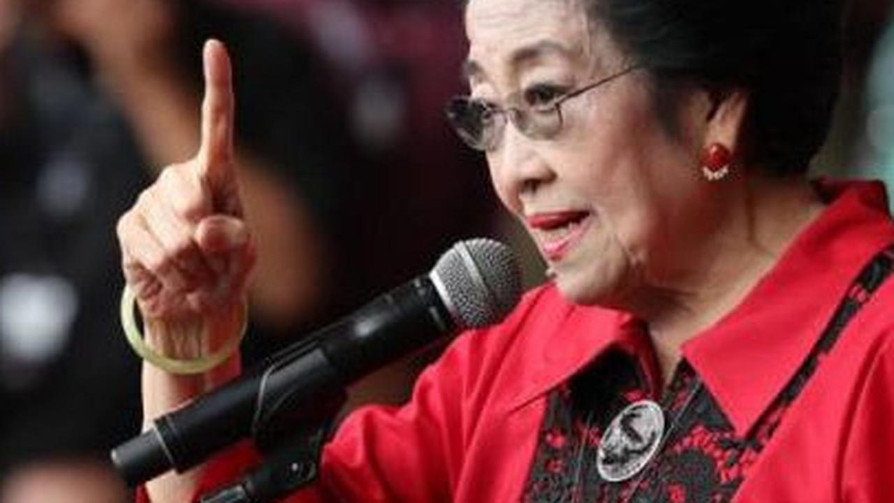 Megawati Singgung Ibu-Ibu Beli Baju Seragam Majelis Taklim: Untuk Apa? Harusnya Diberikan ke Anak-Anak