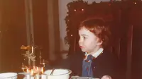 Kate Middleton muda rayakan Natal 1983. (dok. Instagram @princeandprincessofwales/https://www.instagram.com/p/C0_lWGitne9/Dinny Mutiah)