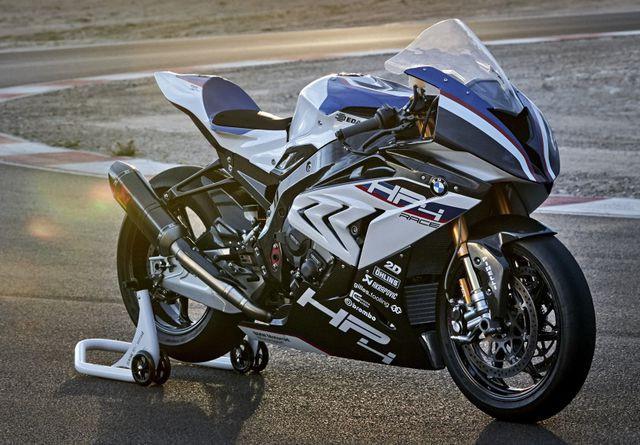 BMW Umumkan Harga Resmi Superbike "Ringan" HP4 Race - Berita Otosia.com