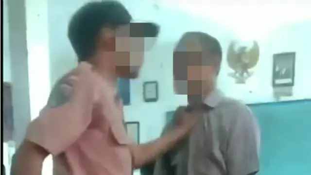 Dilarang Merokok di Kelas, Murid Tantang Guru Berkelahi di Gresik