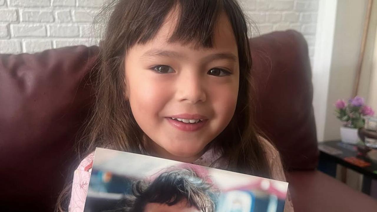 Asmirandah Unggah Foto Lawas Sandingkan dengan Anaknya, Benarkah Wajahnya Mirip Sang Papa?