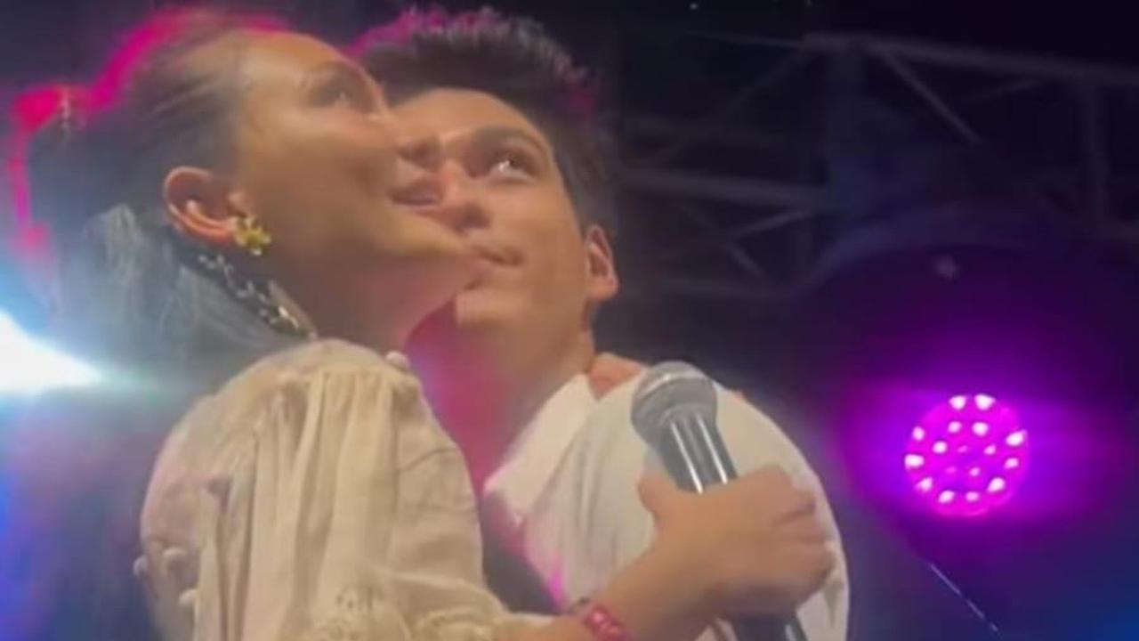Mesranya Luna Maya dan Maxime Bouttier Duet di Panggung, Ayu Dewi Auto Baper Sampai Nangis