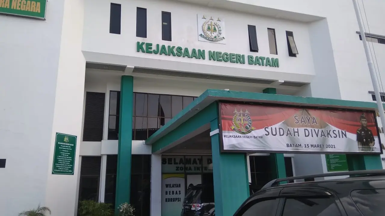 Kejari Batam memeriksa 22 saksi dan menetapkan satu tersangka dalam kasus dugaan korupsi di Dishub Kota Batam. (Foto: Liputan6.com/Ajang Nurdin)