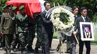 Pakar Bahasa JS Badudu Sempat Tak Ingin Dalami Bahasa Indonesia