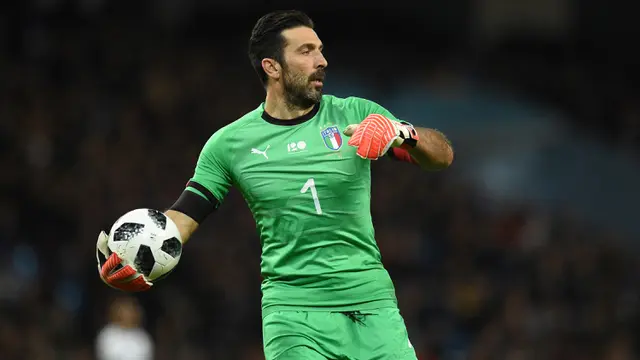 Foto: 5 Pesepak Bola yang Terpilih dan Tampil Memperkuat Negaranya dalam 5 Edisi Piala Dunia