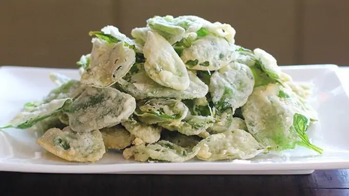 Keripik bayam bisa buat camilan/copyright My Style Recipe