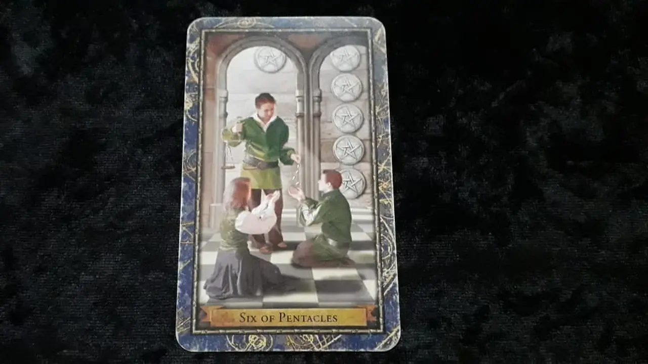 Tarot Cinta pekan ini (Foto: Elisabet Kusumodewi)