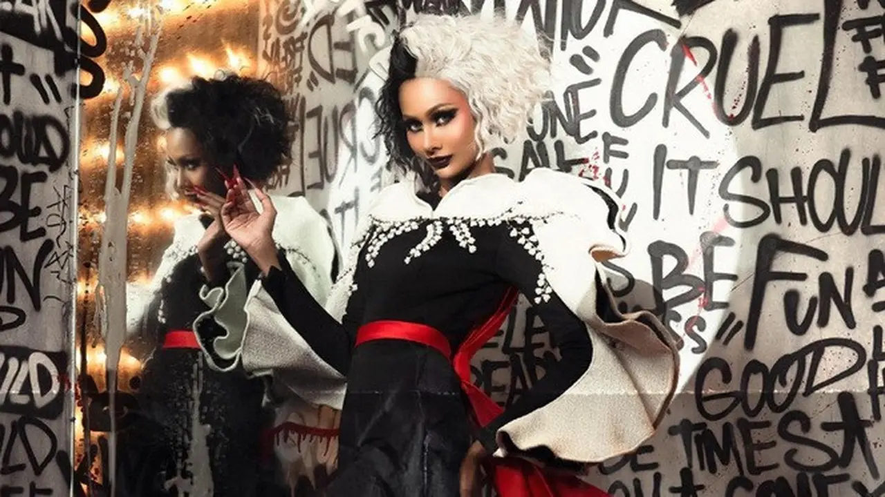 7 Gaya Pemotretan Aurra Kharisma Bertema Karakter Disney Cruella
