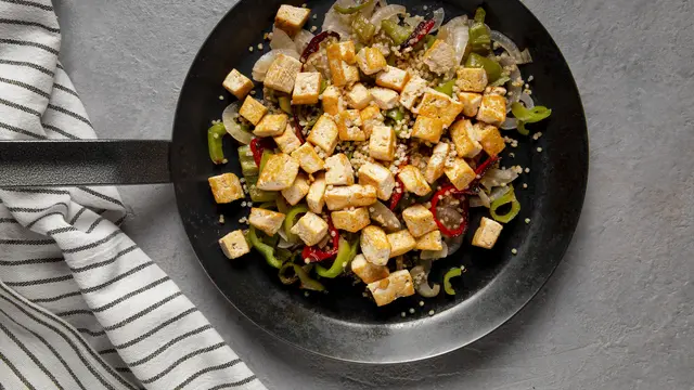 Ilustrasi tahu orak-arik dengan sayuran/freepik.com/jcomp