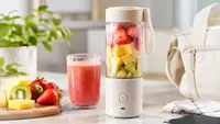Pilihan Blender Portable untuk Membuat Minuman Favorit di Rumah hingga Kantor